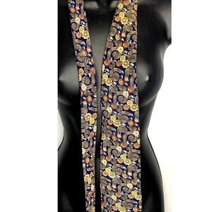 The Metropolitan Museum of Art Men's Necktie Vintage